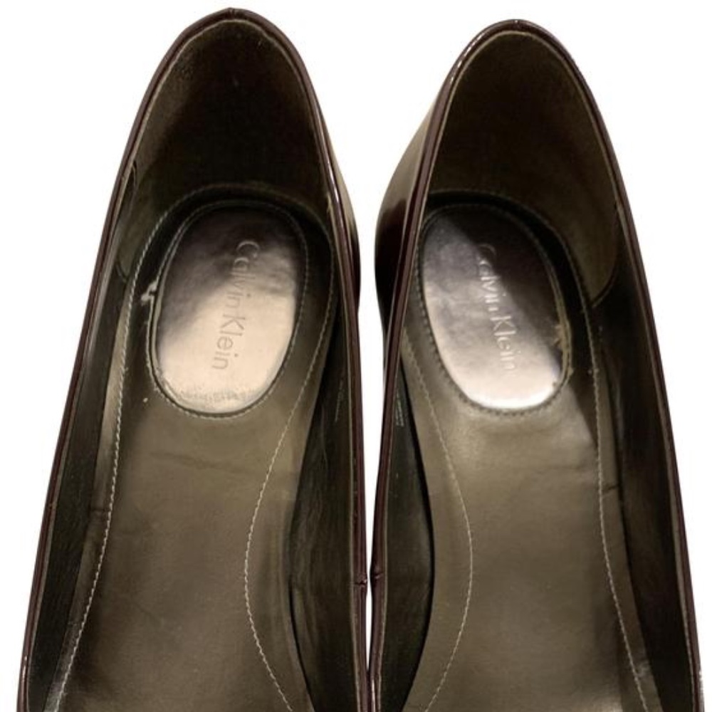 Calvin Klein round toe pumps - Picture 3 of 12